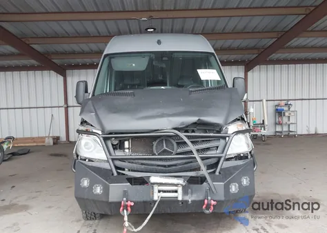 2016 Mercedes-Benz Sprinter 2500 Normal Roof z USA, uszkodzony, nr VIN WDZFE7CD1GP221949